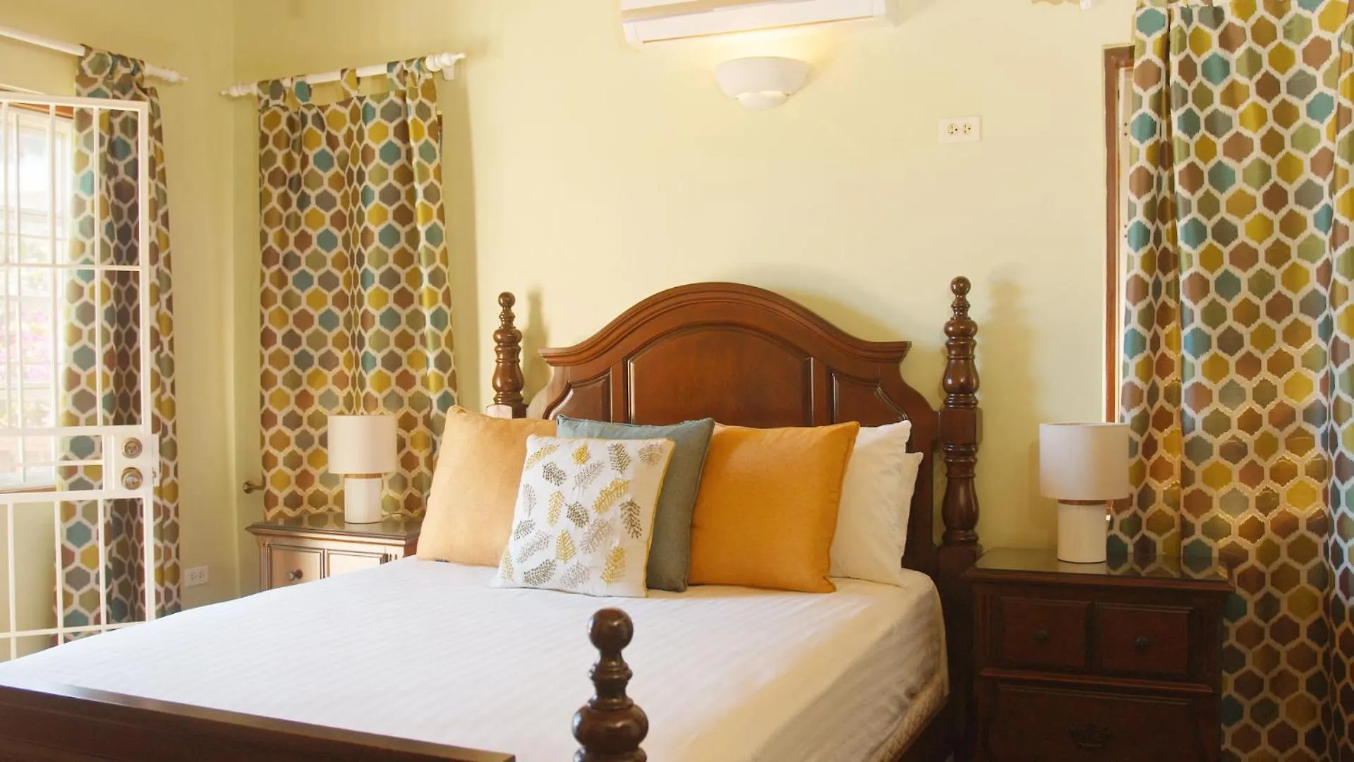 Trilogy Villas English Harbour